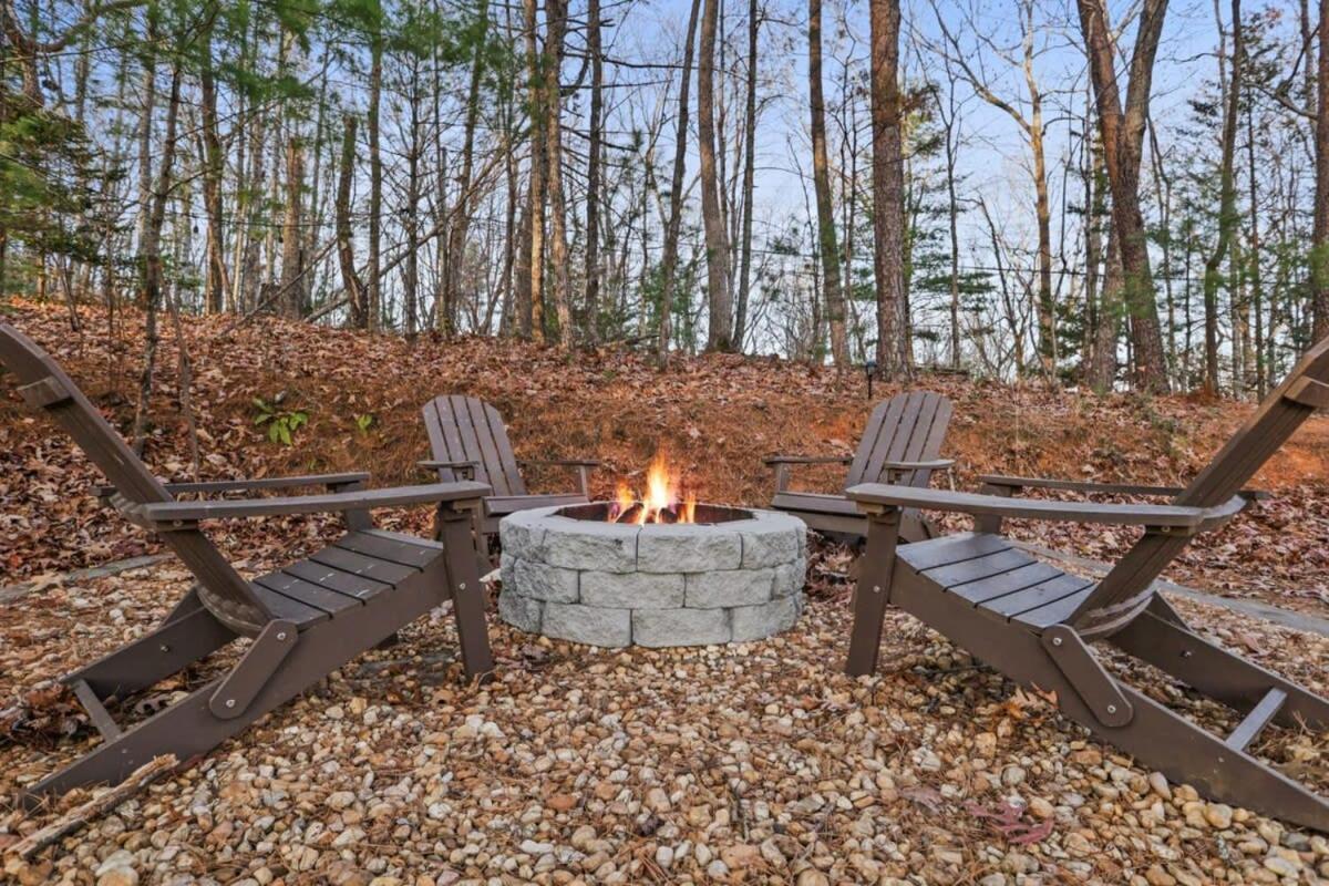 Mountain Views Hot Tub Firepit Close To Town Blue Ridge Exterior photo
